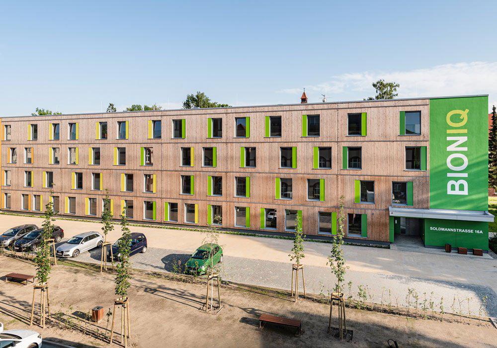 Real estate in my.wood by BIONIQ — look at the real estate search engine GEOLN.COM. Photo 1