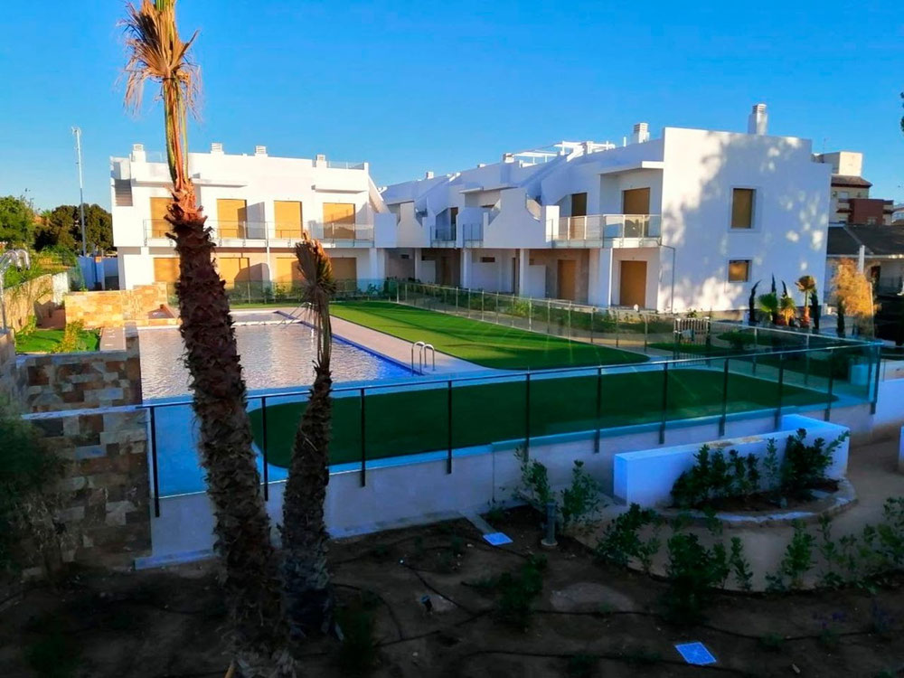 平房 2 卧室 63 m² 在 Pilar de la Horadada, 西班牙 — 来自开发商和业主的房地产搜索引擎 GEOLN.COM. 照片 1