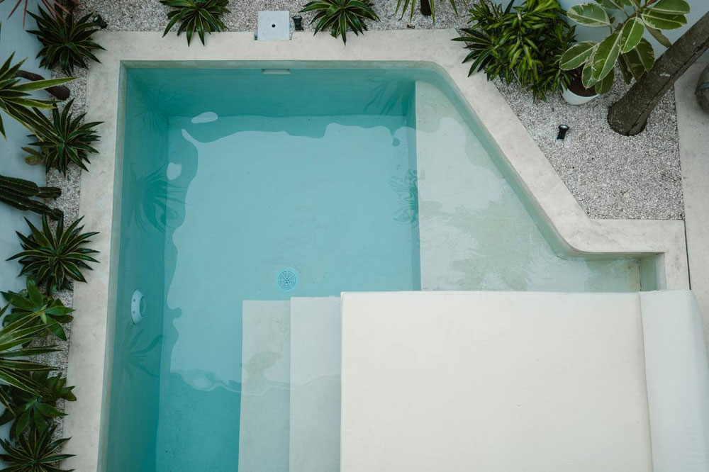 Villa Moderna con Piscina — Encuentre propiedades fuera del plan o reventa de bienes inmuebles directamente de desarrolladores y propietarios GEOLN.COM. Foto 1