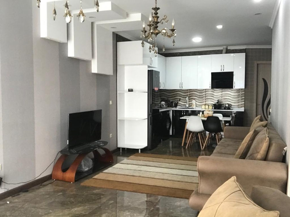 巴图米出售的公寓 — 来自开发商和业主的房地产搜索引擎 GEOLN.COM. 照片 1