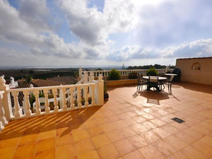 Villa by the sea in Spain, Valencia, San Miguel — Find off-plan property or real estate resale directly from developers and owners GEOLN.COM. Photo 9