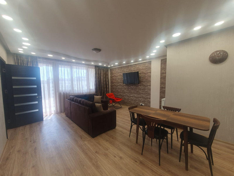 Продається квартира в Тбілісі — Пошуковик нерухомості від забудовників і власників GEOLN.COM. Фото 1