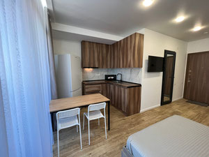 სტუდია Sunrise Residence ბათუმში — უძრავი ქონების ყიდვა და მფლო ბელებისგან GEOLN.COM. ფოტო 4