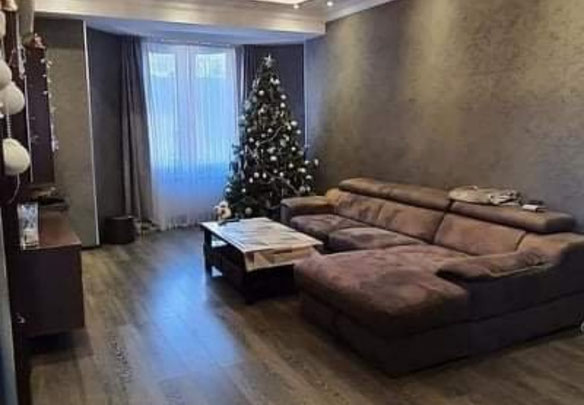 Продается 4-х комнатная квартира