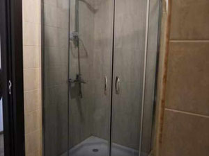 იყიდება ბინა ბაკურიანში — უძრავი ქონების ყიდვა და მფლო ბელებისგან GEOLN.COM. ფოტო 2