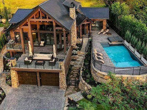 Ein einzigartiges urbanisiertes Grundstück in der Nähe von Durmitor — Immobilien-Suchservice von Bauträgern und Eigentümern GEOLN.COM. Foto 3