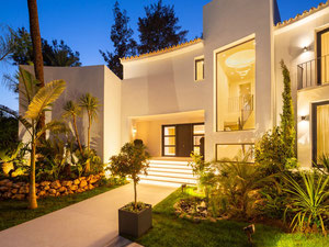 别墅 5 间卧室 495 平方米在新安达卢西亚 —西班牙拉斯布里萨斯 — 来自开发商和业主的房地产搜索引擎 GEOLN.COM. 照片 3