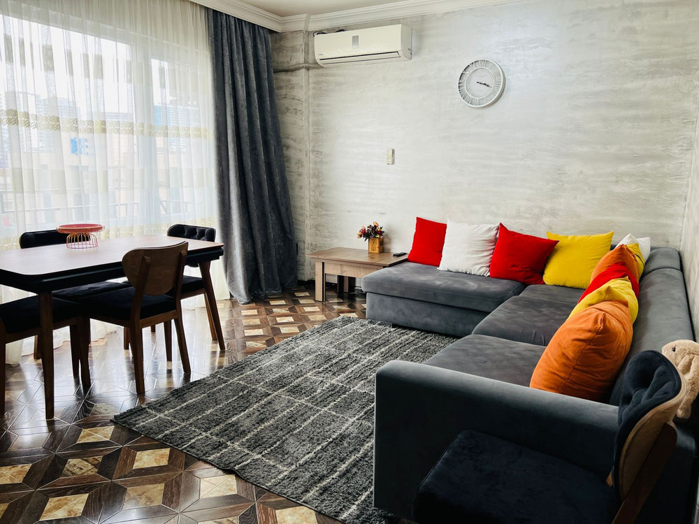 巴统舒适公寓 — 来自开发商和业主的房地产搜索引擎 GEOLN.COM. 照片 1