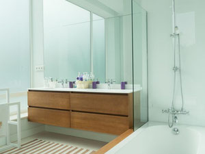 别墅 7 间卧室 1351 m² 在 Guadalmina Baja, 西班牙 — 来自开发商和业主的房地产搜索引擎 GEOLN.COM. 照片 38