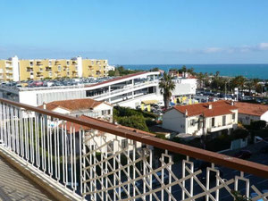 ბინები ზღვის პირას საფრანგეთში, პროვანსში, კაგნეს-სურ-მერში — უძრავი ქონების ყიდვა და მფლო ბელებისგან GEOLN.COM. ფოტო 3