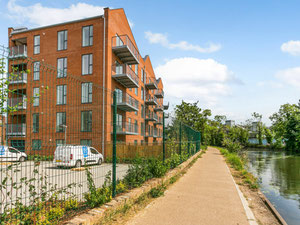 房地产在 Waterside Heights — look at the real estate search engine GEOLN.COM. 照片 4