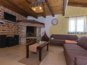 Casa en Croacia, Istarska, Svetvincenat — Encuentre propiedades fuera del plan o reventa de bienes inmuebles directamente de desarrolladores y propietarios GEOLN.COM. Foto 9