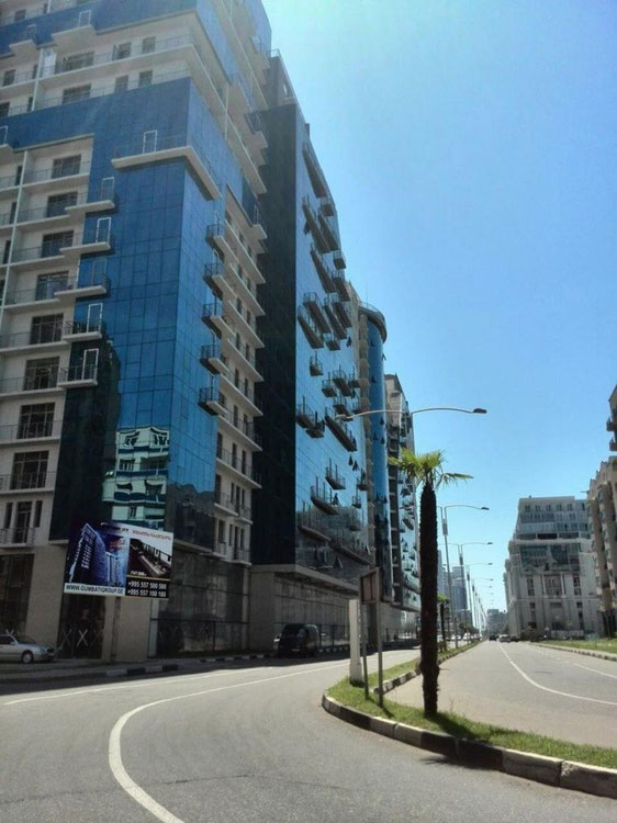 4房公寓出售 — 来自开发商和业主的房地产搜索引擎 GEOLN.COM. 照片 1