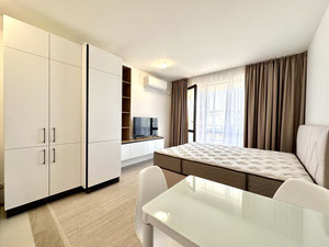 保加利亚。美丽的40平方米公寓，俯瞰阳光海滩的游泳池。 — 来自开发商和业主的房地产搜索引擎 GEOLN.COM. 照片 8