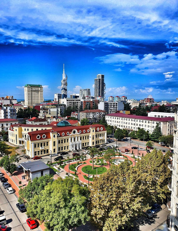 იყიდება 3 ოთახიანი ბინა — უძრავი ქონების ყიდვა და მფლო ბელებისგან GEOLN.COM. ფოტო 1