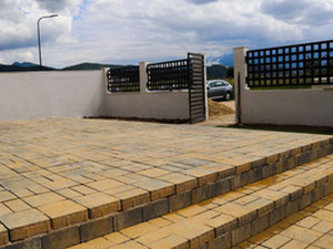 Real estate in Q Villa — look at the real estate search engine GEOLN.COM. Photo 8