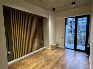 Birinci sınıf yeni bir binada (Simetria Lisi) 52 m2 satılık daire — Sahiplerden yada inşaatcilardan mülkiyet arama GEOLN.COM. Fotoğraf 3