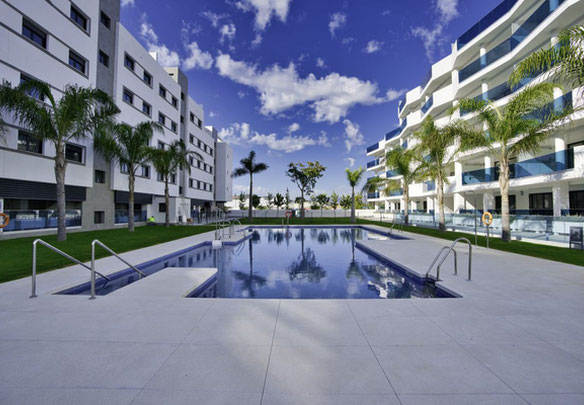 Penthouse 3 sypialnie 124 m² w Las Lagunas, Hiszpania