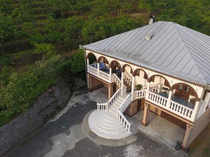 别墅在 Mtirala 国家公园 — 来自开发商和业主的房地产搜索引擎 GEOLN.COM. 照片 5