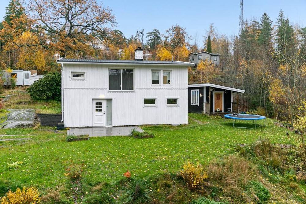 içindeki mülkiyet Karolinerstigen 1A — emlak arama motoru GEOLN.COM'a bakın. Fotoğraf 1