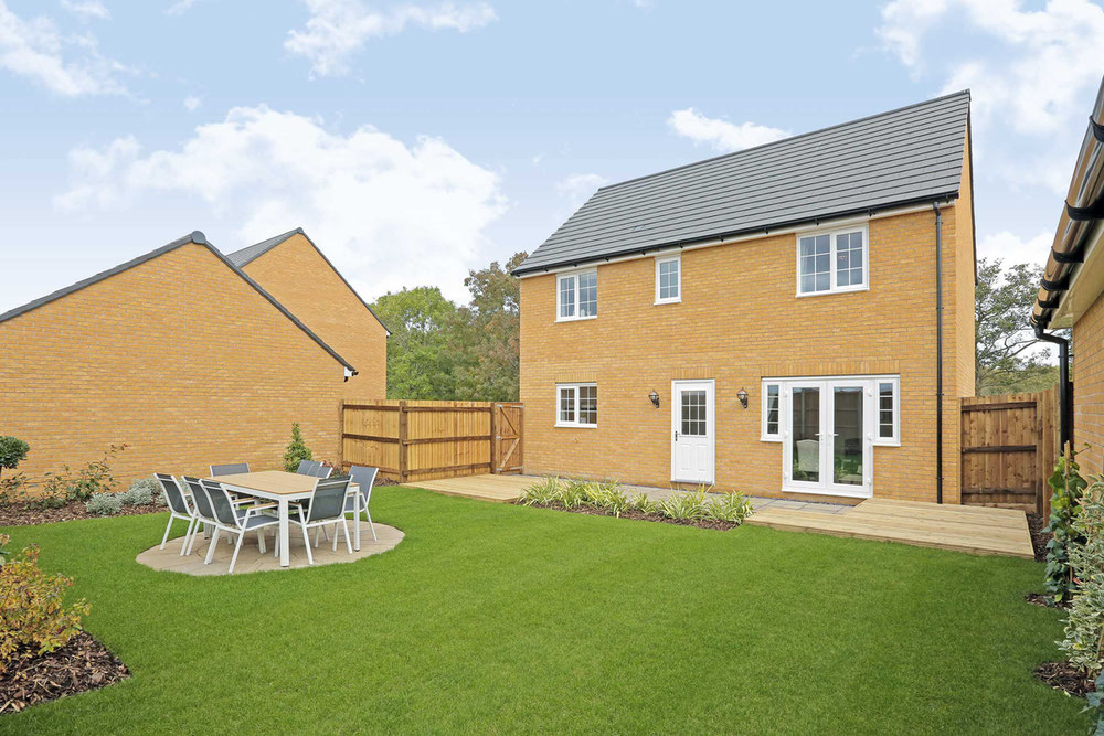 Real estate in Langham Meadows — look at the real estate search engine GEOLN.COM. Photo 1