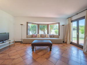 Villa 3 bedrooms 170 m² in Elviria, Spain — Find off-plan property or real estate resale directly from developers and owners GEOLN.COM. Photo 35