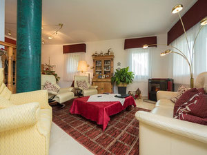 Villa in Spanien, Katalonien, Castelldefels — Immobilien-Suchservice von Bauträgern und Eigentümern GEOLN.COM. Foto 16