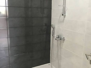 იყიდება 2 ოთახიანი ბინა — უძრავი ქონების ყიდვა და მფლო ბელებისგან GEOLN.COM. ფოტო 6