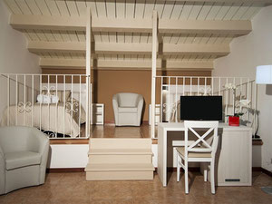 旅馆（旅馆）在山上，在郊区，在意大利，西西里岛，恩纳的森林里 — 来自开发商和业主的房地产搜索引擎 GEOLN.COM. 照片 10