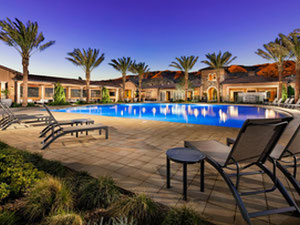 房地产在 The Canyons at Porter Ranch - Peak Collection — look at the real estate search engine GEOLN.COM. 照片 3