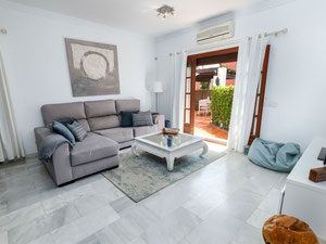 联排别墅 2 卧室 96 平方米，位于西班牙埃斯特波纳 — 来自开发商和业主的房地产搜索引擎 GEOLN.COM. 照片 2