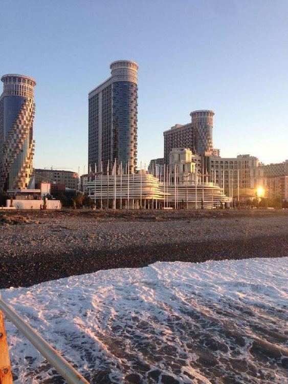 巴统奥比市待售公寓 — 来自开发商和业主的房地产搜索引擎 GEOLN.COM. 照片 1