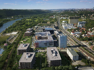 房地产在 Riviera Modrany — look at the real estate search engine GEOLN.COM. 照片 5