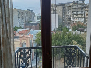 דירה למכירה במרכז טביליסי — חיפוש נדל"ן מפרטי ומקבלן GEOLN.COM. תמונה 6