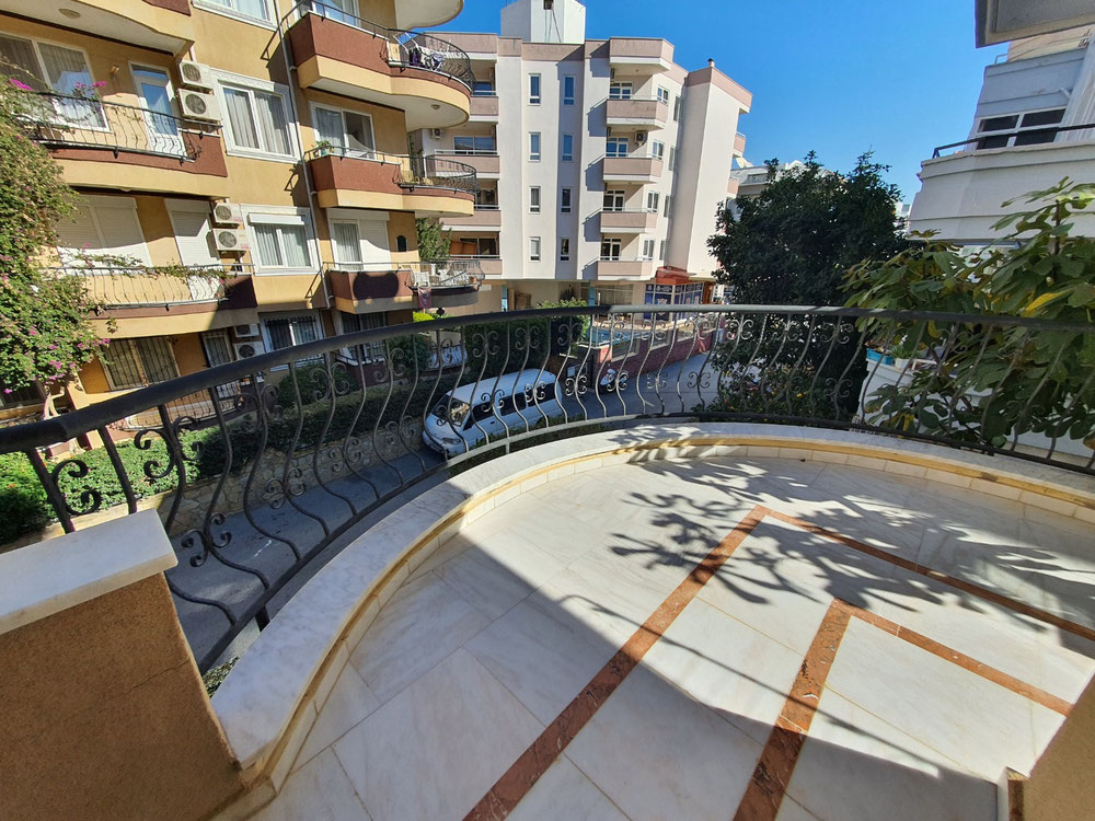 იყიდება 2+1 ბინა პრესტიჟულ ობაზე — უძრავი ქონების ყიდვა და მფლო ბელებისგან GEOLN.COM. ფოტო 1