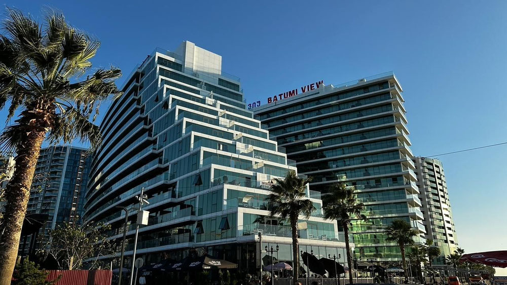 一居室公寓在巴图米视野C座 — 来自开发商和业主的房地产搜索引擎 GEOLN.COM. 照片 1