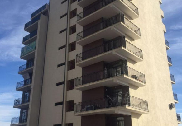 Se vende piso de 3 habitaciones