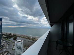 巴统万怡酒店待售三房公寓 — 来自开发商和业主的房地产搜索引擎 GEOLN.COM. 照片 10