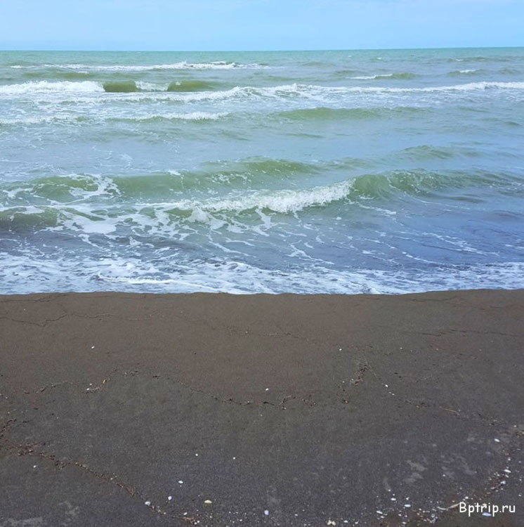 海边的房子。白色框架。  格里戈莱蒂。 — 来自开发商和业主的房地产搜索引擎 GEOLN.COM. 照片 1