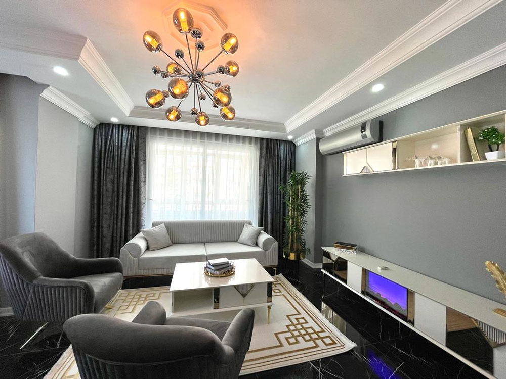 在阿拉尼亚市中心出售漂亮的三居室公寓 — 来自开发商和业主的房地产搜索引擎 GEOLN.COM. 照片 1