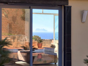 别墅 4 卧室 559 m² 在埃斯特波纳, 西班牙 — 来自开发商和业主的房地产搜索引擎 GEOLN.COM. 照片 14