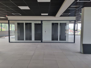 مكتب للإيجار — ابحث عن عقار قيد الإنشاء أو عقار معاد بيعه مباشرة من المطورين والملاك GEOLN.COM. صورة فوتوغرافية 3