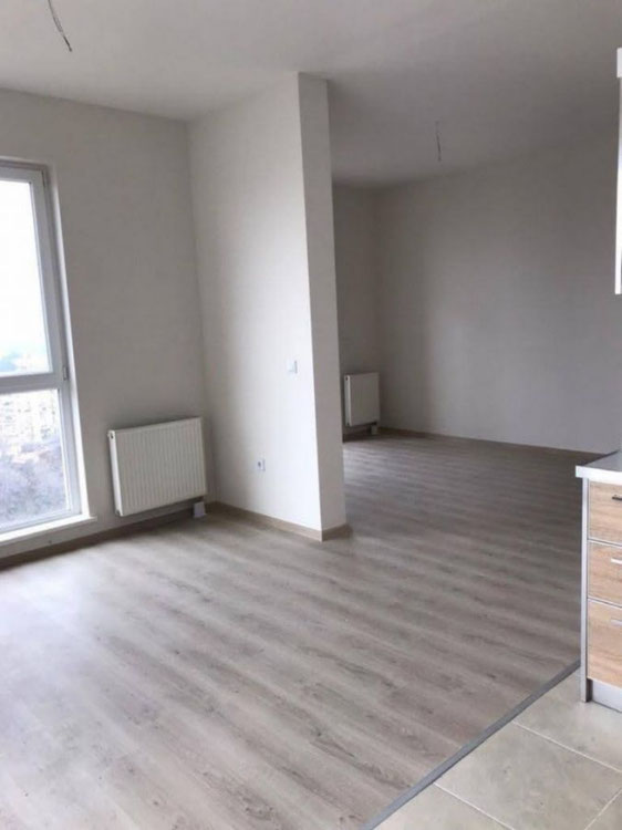 იყიდება 3 ოთახიანი ბინა — უძრავი ქონების ყიდვა და მფლო ბელებისგან GEOLN.COM. ფოტო 1