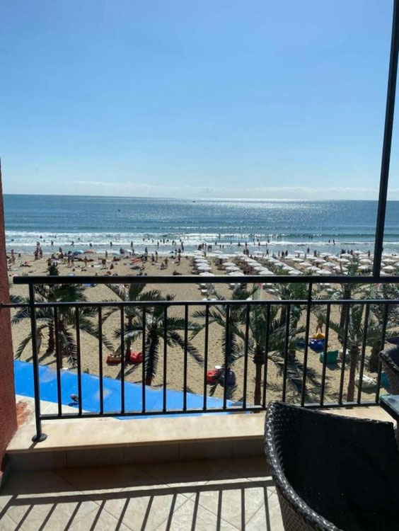 Sprzedaję kompleks hotelowy w pierwszej linii brzegowej w kurorcie Słoneczny Brzeg, Bułgaria. — Wyszukiwarka nieruchomości od deweloperów i właścicieli GEOLN.COM. Zdjęcie 1