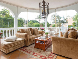 Villa 5 bedrooms 430 m² in Elviria, Spain — Find off-plan property or real estate resale directly from developers and owners GEOLN.COM. Photo 12