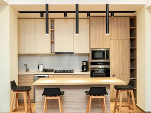 Zu verkaufen 6-Zimmer-Wohnung — Immobilien-Suchservice von Bauträgern und Eigentümern GEOLN.COM. Foto 7