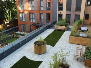 Нерухомість в Bowthorpe Court — дивіться на пошуковику нерухомості GEOLN.COM. Фото 2