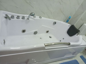 巴统出售公寓 — 来自开发商和业主的房地产搜索引擎 GEOLN.COM. 照片 7