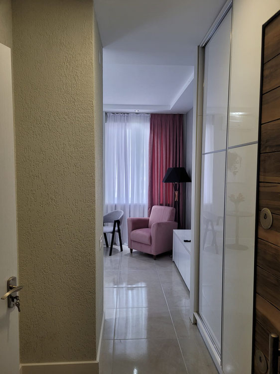 巴统待售公寓 — 来自开发商和业主的房地产搜索引擎 GEOLN.COM. 照片 1