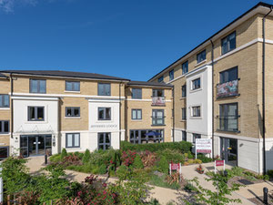 房地产在 Jefferies Lodge — look at the real estate search engine GEOLN.COM. 照片 2